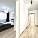 Urban Nest Apartament