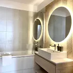 Apartament Urban Nest *