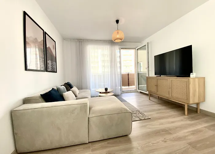 Urban Nest Apartment